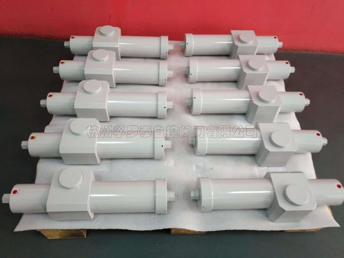 P-type spring return hydraulic actuator